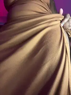 Cherrytowild online show from February 26, 2026, 4:55 am