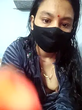 Snapshot of Aaradhya chatting on February 27, 2026, 1:27 am Aaradhya online show from February 27, 2026, 1:27 am