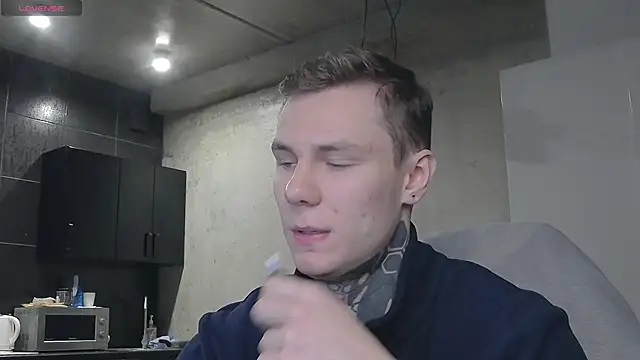 Snapshot of Lechery_boy chatting on January 7, 2025, 4:39 am Lechery boy online show from January 7, 2025, 4:39 am