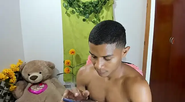 Snapshot of corzoethan chatting on February 22, 2025, 11:03 pm corzoethan online show from February 22, 2025, 11:03 pm