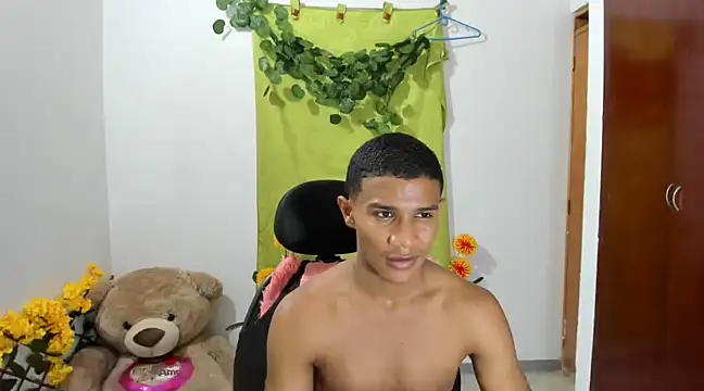 Snapshot of corzoethan chatting on February 27, 2025, 11:04 pm corzoethan online show from February 27, 2025, 11:04 pm