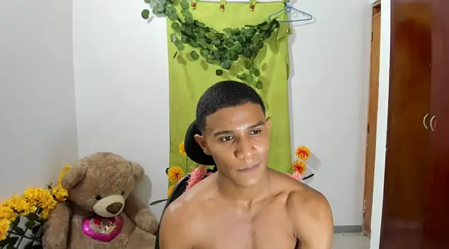 Snapshot of corzoethan chatting on March 6, 2025, 2:09 am corzoethan online show from March 6, 2025, 2:09 am