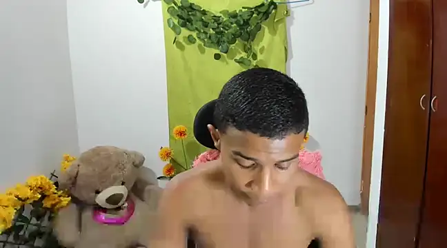 Snapshot of corzoethan chatting on March 8, 2025, 11:28 pm corzoethan online show from March 8, 2025, 11:28 pm