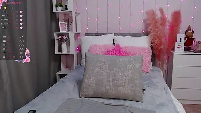 PornoGirlX online show from February 4, 2025, 7:51 am