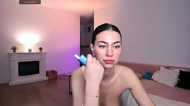 AnysaSmith online show from May 4, 2026, 12:39 am