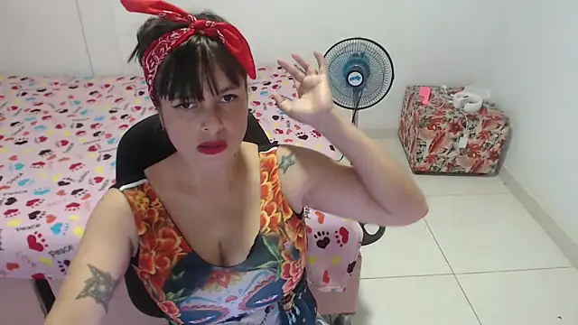 Snapshot of Aliciaheart chatting on April 29, 2026, 6:58 pm Aliciaheart online show from April 29, 2026, 6:58 pm