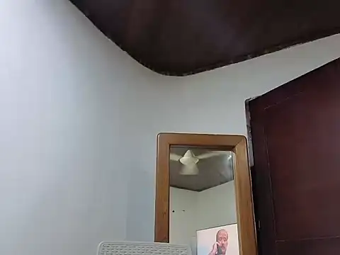 Snapshot of jackbigcock11 chatting on July 1, 2026, 12:23 am jackbigcock11 online show from July 1, 2026, 12:23 am