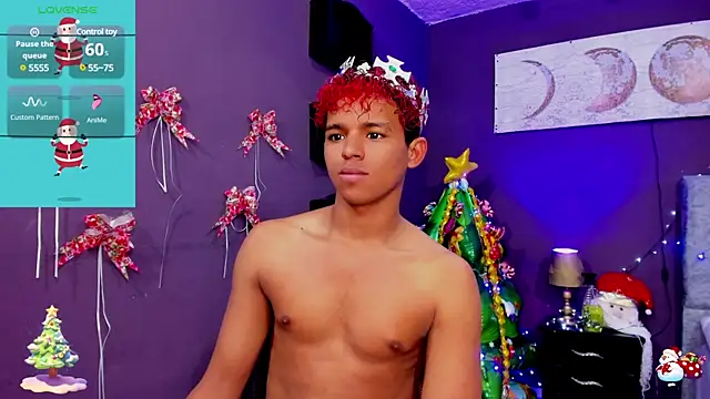 Snapshot of Noah_Smith04 chatting on December 27, 2024, 5:59 pm Noah Smith04 online show from December 27, 2024, 5:59 pm