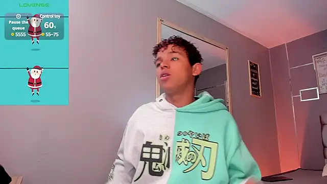 Snapshot of Noah_Smith04 chatting on January 8, 2025, 12:15 pm Noah Smith04 online show from January 8, 2025, 12:15 pm