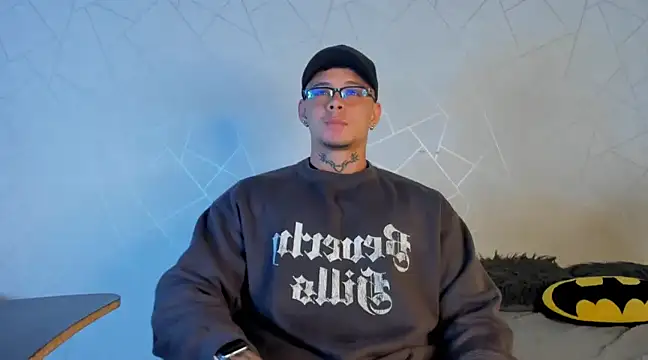 Snapshot of NoahhBrown chatting on January 20, 2025, 3:37 am NoahhBrown online show from January 20, 2025, 3:37 am