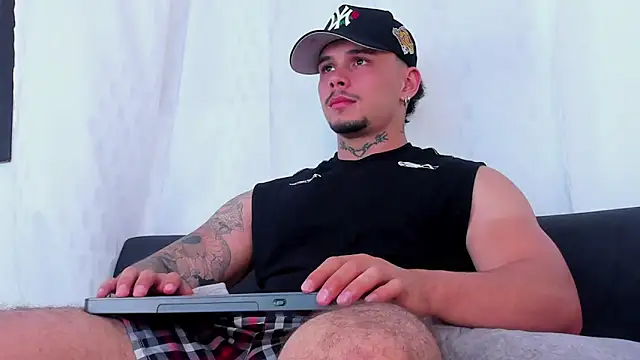 NoahhBrown online show from June 21, 2026, 3:09 am
