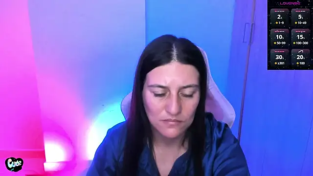 Snapshot of Saskyaa chatting on June 15, 2026, 2:36 am Saskyaa online show from June 15, 2026, 2:36 am