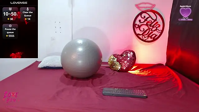 cleopatraa online show from February 24, 2025, 7:52 pm