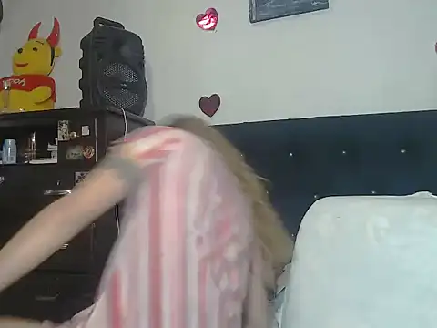 valerivegass online show from December 16, 2025, 1:32 am