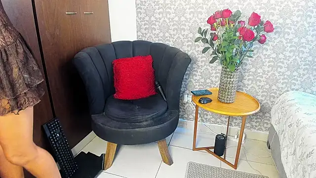 Snapshot of mabelsaravia chatting on May 17, 2026, 6:59 pm mabelsaravia online show from May 17, 2026, 6:59 pm