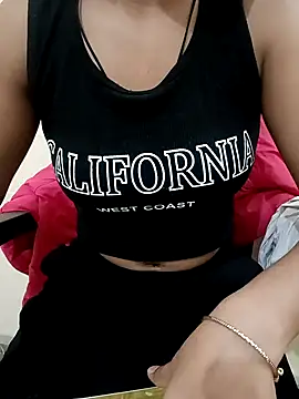 sweet jia23 online show from February 18, 2025, 11:33 am