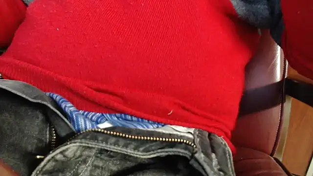 smoothandtiny online show from March 21, 2025, 5:23 pm