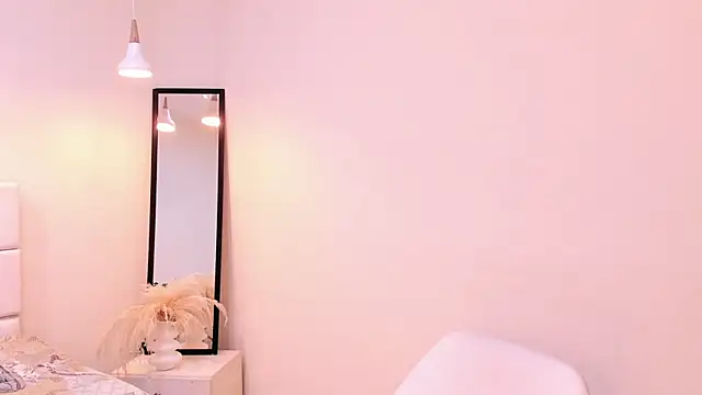Snapshot of your_khloe chatting on May 20, 2026, 1:17 pm your khloe online show from May 20, 2026, 1:17 pm