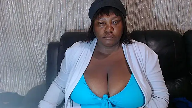 MATUREBUSSTY online show from February 26, 2025, 12:27 am