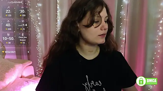 Charlotte wow online show from March 3, 2025, 3:42 pm