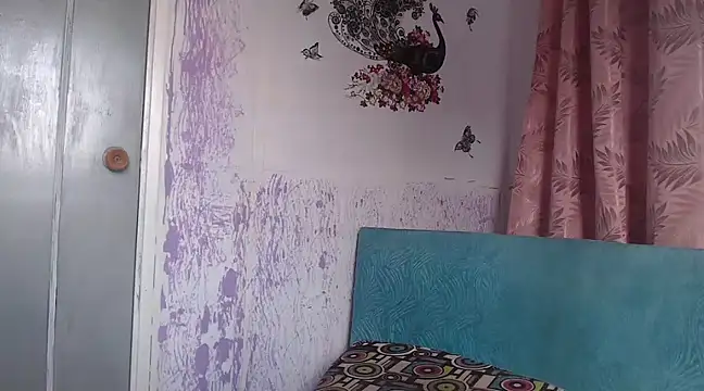 Lilly macflyy online show from March 19, 2025, 3:19 pm