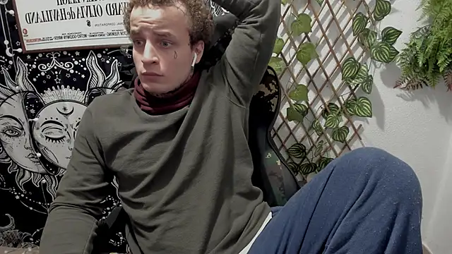 Snapshot of layneinchains chatting on March 3, 2025, 4:24 pm layneinchains online show from March 3, 2025, 4:24 pm