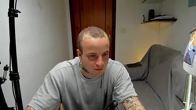 layneinchains online show from April 26, 2026, 12:03 pm