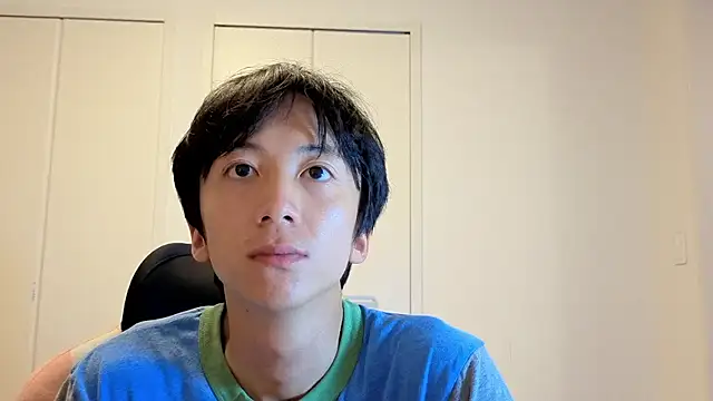 Snapshot of freeeeeessssss111 chatting on September 12, 2025, 5:40 am freeeeeessssss111 online show from September 12, 2025, 5:40 am