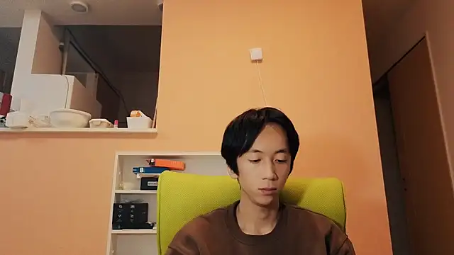 Snapshot of freeeeeessssss111 chatting on November 7, 2025, 6:02 am freeeeeessssss111 online show from November 7, 2025, 6:02 am