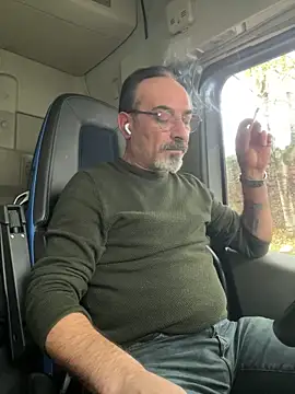 Snapshot of dzhakar chatting on November 14, 2025, 11:53 am dzhakar online show from November 14, 2025, 11:53 am