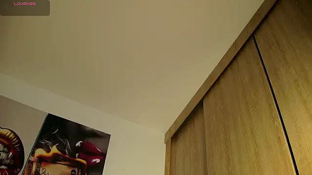 aidaadams online show from September 19, 2025, 10:16 am