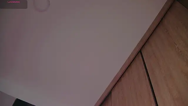 aidaadams online show from September 25, 2025, 11:03 am