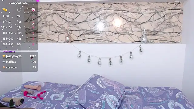 Snapshot of NicholScully chatting on February 5, 2025, 5:20 am NicholScully online show from February 5, 2025, 5:20 am