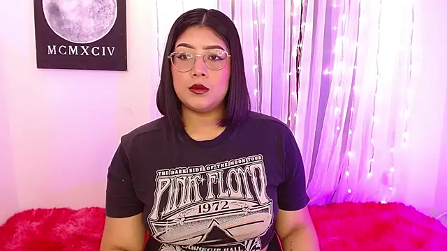 Snapshot of AlexaKimm chatting on March 15, 2025, 10:00 pm AlexaKimm online show from March 15, 2025, 10:00 pm