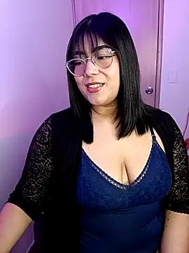 Snapshot of AlexaKimm chatting on September 20, 2025, 2:51 pm AlexaKimm online show from September 20, 2025, 2:51 pm