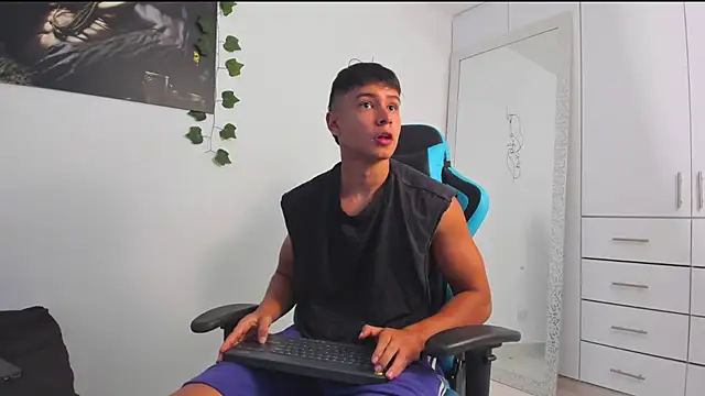 Bray Kevin online show from February 22, 2025, 12:05 am