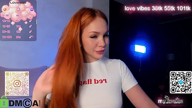 Snapshot of Tracy-Taylor chatting on November 29, 2025, 9:12 am Tracy-Taylor online show from November 29, 2025, 9:12 am