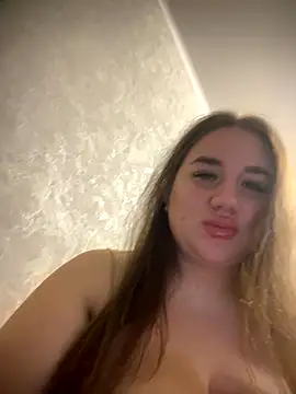 Snapshot of GabiBoobs chatting on November 8, 2025, 9:13 pm GabiBoobs online show from November 8, 2025, 9:13 pm