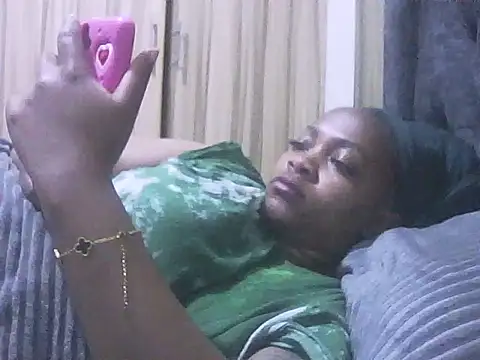 Snapshot of Brown_sexy chatting on January 10, 2026, 11:53 pm Brown sexy online show from January 10, 2026, 11:53 pm