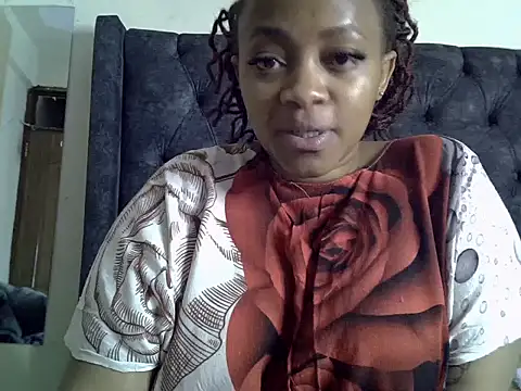 Snapshot of Brown_sexy chatting on February 12, 2026, 12:27 am Brown sexy online show from February 12, 2026, 12:27 am