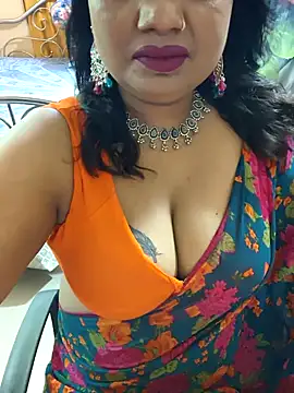 Snapshot of YR-SHIVANI chatting on July 3, 2026, 5:47 am YR-SHIVANI online show from July 3, 2026, 5:47 am