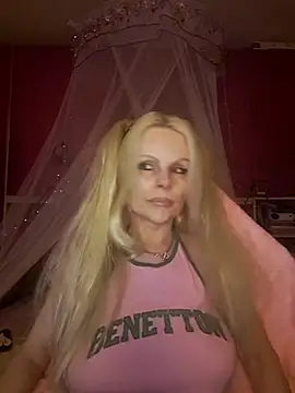 Snapshot of Angeldevilus chatting on July 15, 2026, 12:05 am Angeldevilus online show from July 15, 2026, 12:05 am