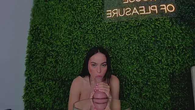 Abby-me online show from February 6, 2025, 5:30 pm