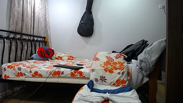 Snapshot of Iam_yourbabyprincess_XD chatting on January 15, 2025, 8:30 am Iam yourbabyprincess XD online show from January 15, 2025, 8:30 am