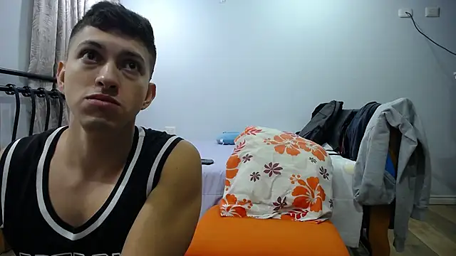 Snapshot of Iam_yourbabyprincess_XD chatting on February 10, 2025, 7:04 am Iam yourbabyprincess XD online show from February 10, 2025, 7:04 am