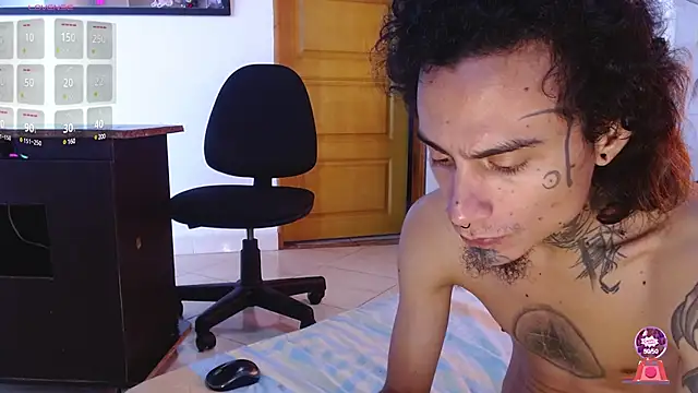 Snapshot of Tiffany_prettygirl chatting on March 19, 2025, 3:29 pm Tiffany prettygirl online show from March 19, 2025, 3:29 pm