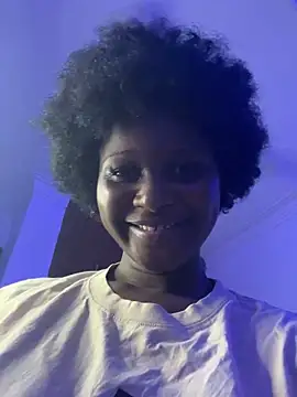 Snapshot of t-Booty_risky_ chatting on December 11, 2024, 1:05 am t-Booty risky online show from December 11, 2024, 1:05 am