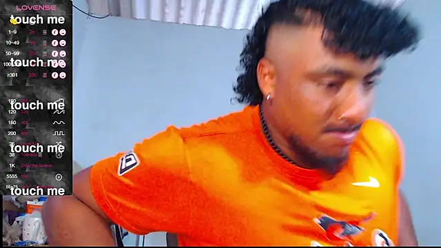 yosoy enzo2020 online show from March 10, 2025, 9:29 pm