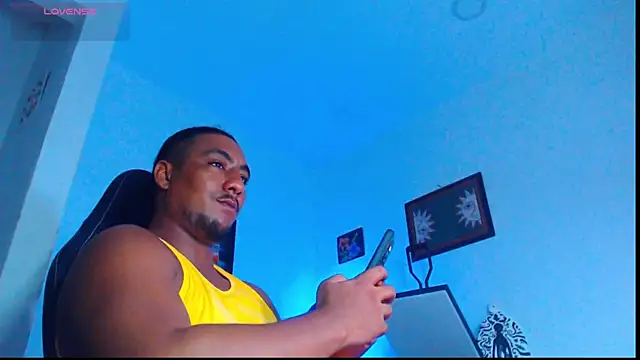 yosoy enzo2020 online show from May 2, 2026, 3:33 am