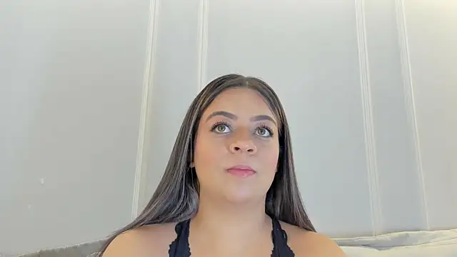 Snapshot of sarah-bonneth chatting on August 1, 2026, 11:31 am sarah-bonneth online show from August 1, 2026, 11:31 am